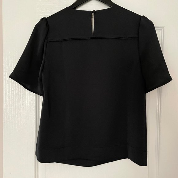 NWOT J.Crew 365 Short Sleeve Top in Black Size 2 - Picture 2 of 5